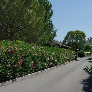 ** Hotel Du Bosquet France
